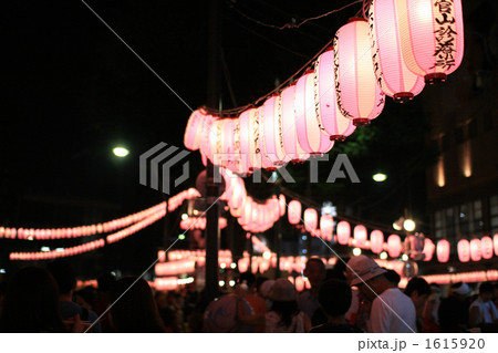 提灯 盆踊り 夏祭りの写真素材