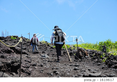登山 登山 1619617