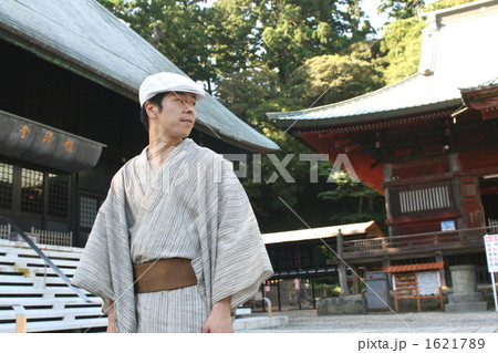 浴衣の男性 浴衣の男性 1621789