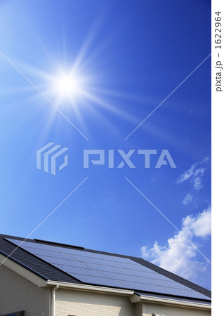 ソーラーパネルの屋根 1622964