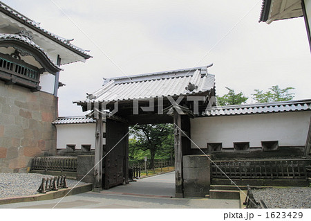 金沢城の石川門 1623429