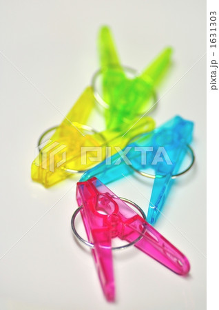 洗濯バサミ 1631303