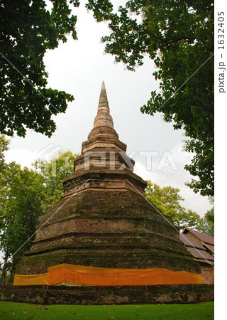 森の中から見るタイの遺跡(チェンセン) 森の中から見るタイの遺跡(チェンセン) 1632405