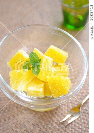 パイナップル 1635413