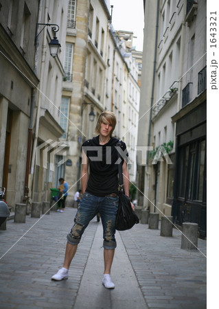 パリジャンとパリの裏道 1643321