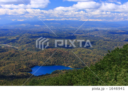 阿寒富士から見たオンネトー 01 1646941