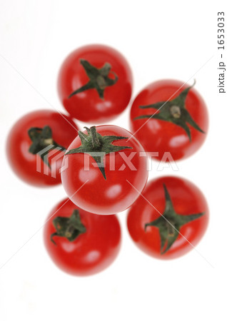 星形に並べたミニトマト 1653033