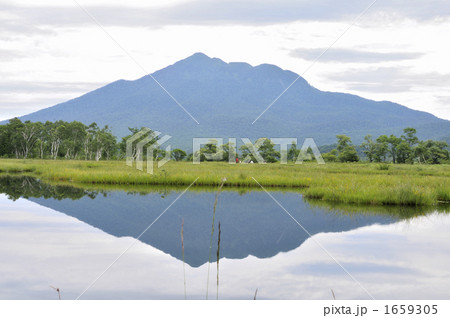 尾瀬の池溏と燧ヶ岳－２ 1659305