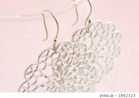 ピアス 1662323