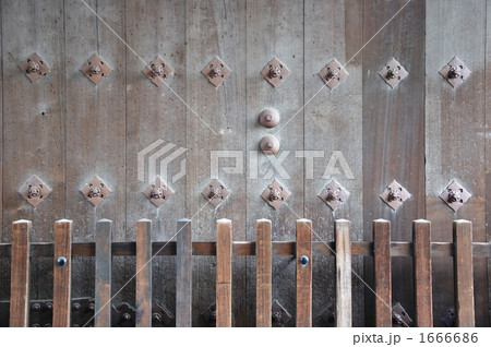 蓮華王院南大門の門扉 1666686