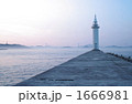 今治港の灯台と遥かしまなみ海道を望む夕景 1666981