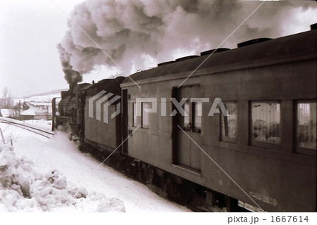 荷物列車牽引Ｄ５１蒸気機関車　昭和45年 1667614
