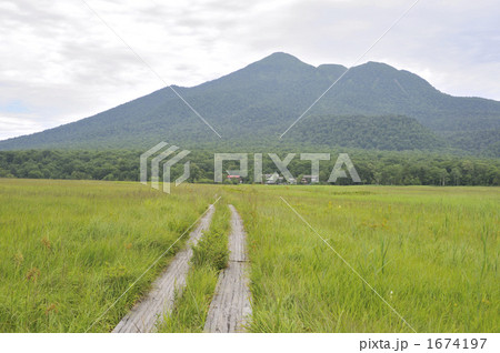 山小屋まであと少し 山小屋まであと少し 1674197