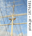 古い木造船のマストです 1674481