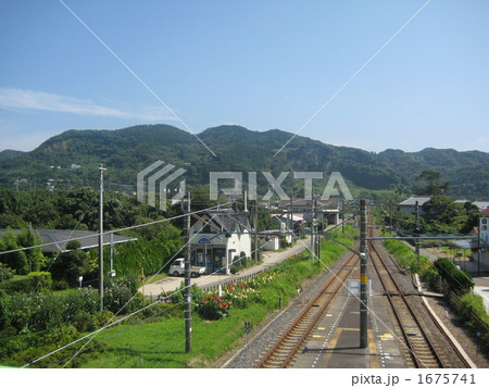 山へ向かう線路 山へ向かう線路 1675741