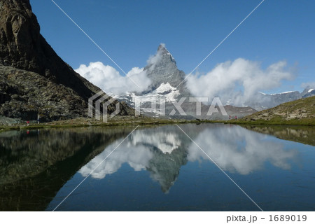 逆さマッターホルン 1689019