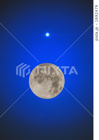 金星とお月様(満月　輝面比１００％) 1692476