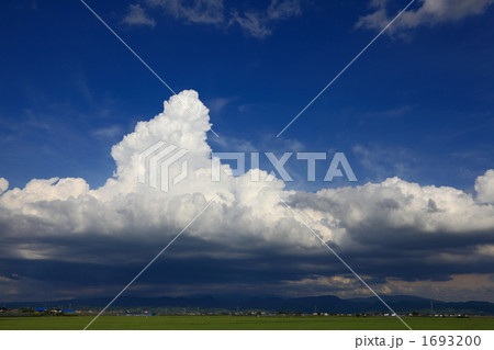夏の入道雲 夏の入道雲 1693200
