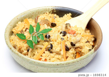 炊き込みご飯 1698314