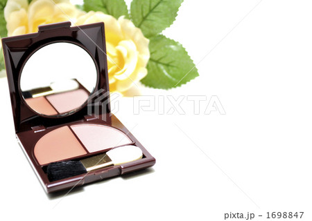 メイクアップ 1698847