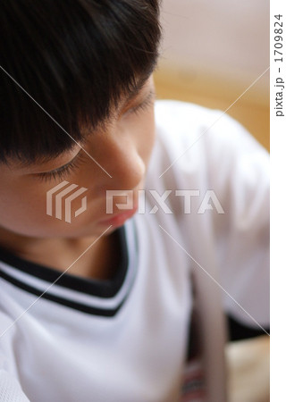 こども_上から 1709824