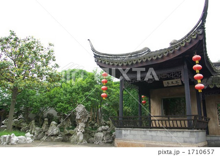 中国 上海近郊 同里水郷の中国庭園「耕楽堂」 中国 上海近郊 同里水郷の中国庭園「耕楽堂」 1710657