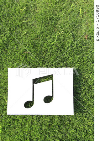 芝生と音符２ 1710990