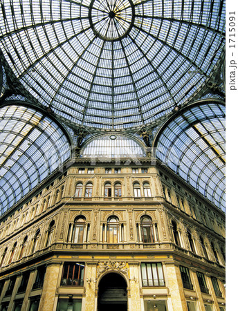 ナポリのガッレリア 1715091