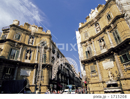 パレルモ市内のクワットロカンティ 1715208