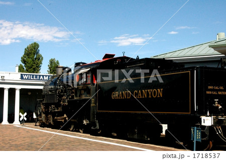 グランドキャニオン　ウィリアムズ駅の機関車 1718537