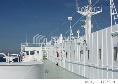 サンフラワーフェリー上甲板 1724314