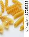 ３種のショートパスタ 1725855
