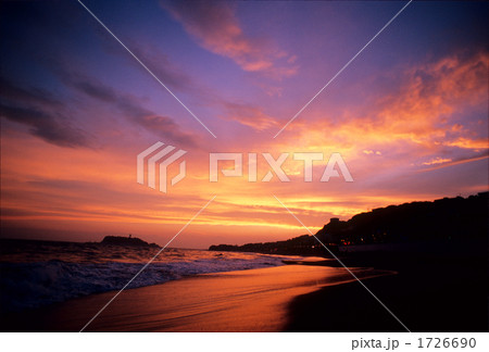 湘南夏の夕焼け 1726690