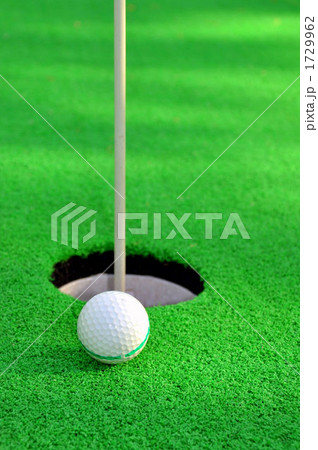 ピン際のボール ピン際のボール 1729962