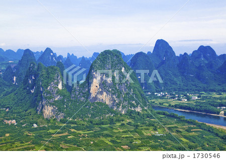 桂林の奇岩群 1730546