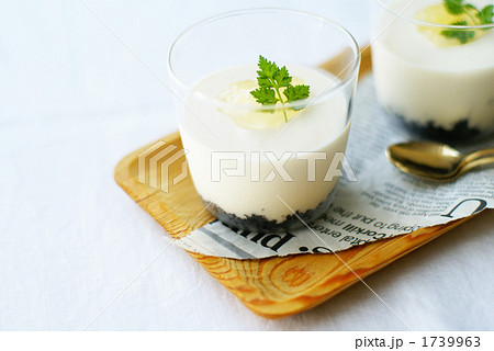 カップデザートレアチーズ 1739963