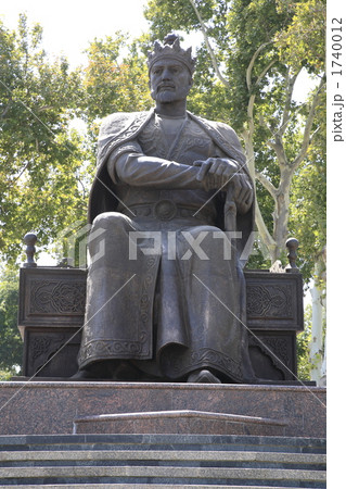 アミール・ティムール座像 1740012