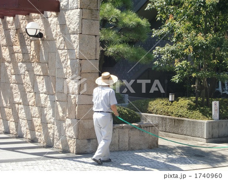 マンション　管理人　清掃　水まき 1740960
