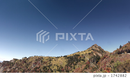 秋の石鎚連峰 1742882