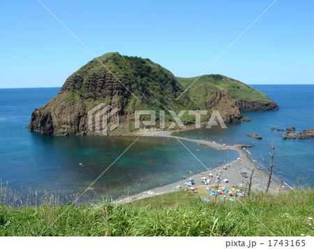 佐渡島の二ツ亀 1743165