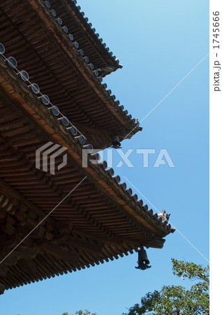 三重塔の屋根 1745666