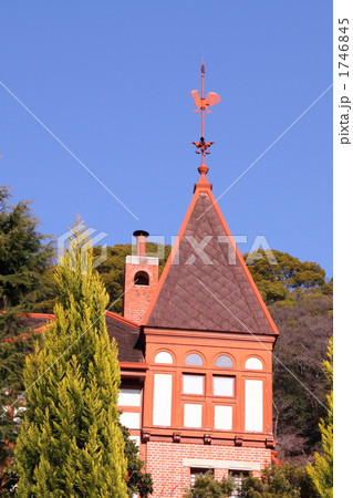 晴れた日の風見鶏の館*2 1746845