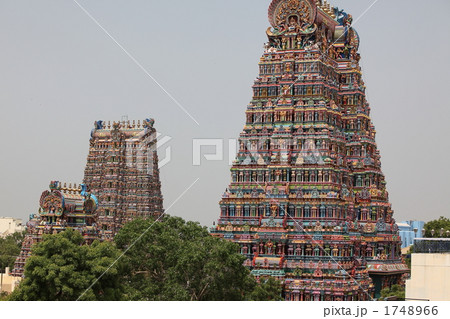 ミナクシー寺院のゴプラ 1748966