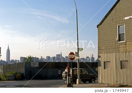 ブルックリンよりマンハッタンを望む 1749947