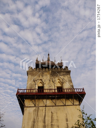 インワの斜塔 1754267