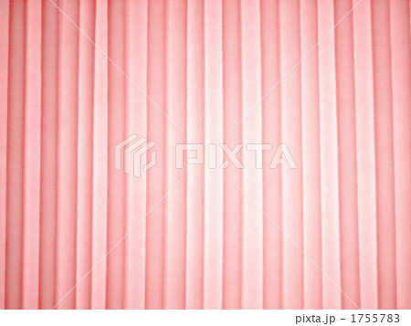 ピンクのカーテンの写真素材