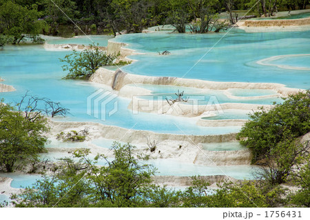 黄龍の五彩池 1756431