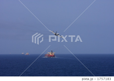 P-3Cと船団 P-3Cと船団 1757183