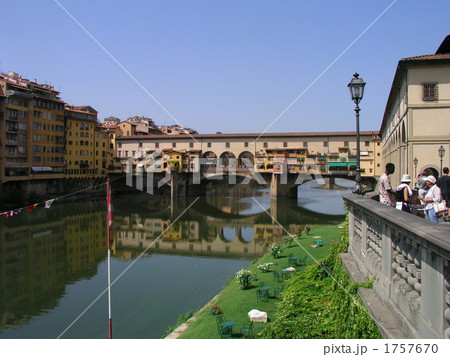 ヴェッキオ橋俯瞰 1757670