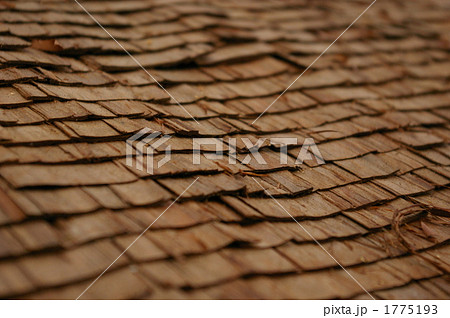 檜皮ぶきの葺き替え 1775193